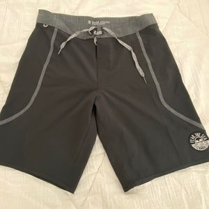 Mens Roark Revival Board Shorts Size 31
